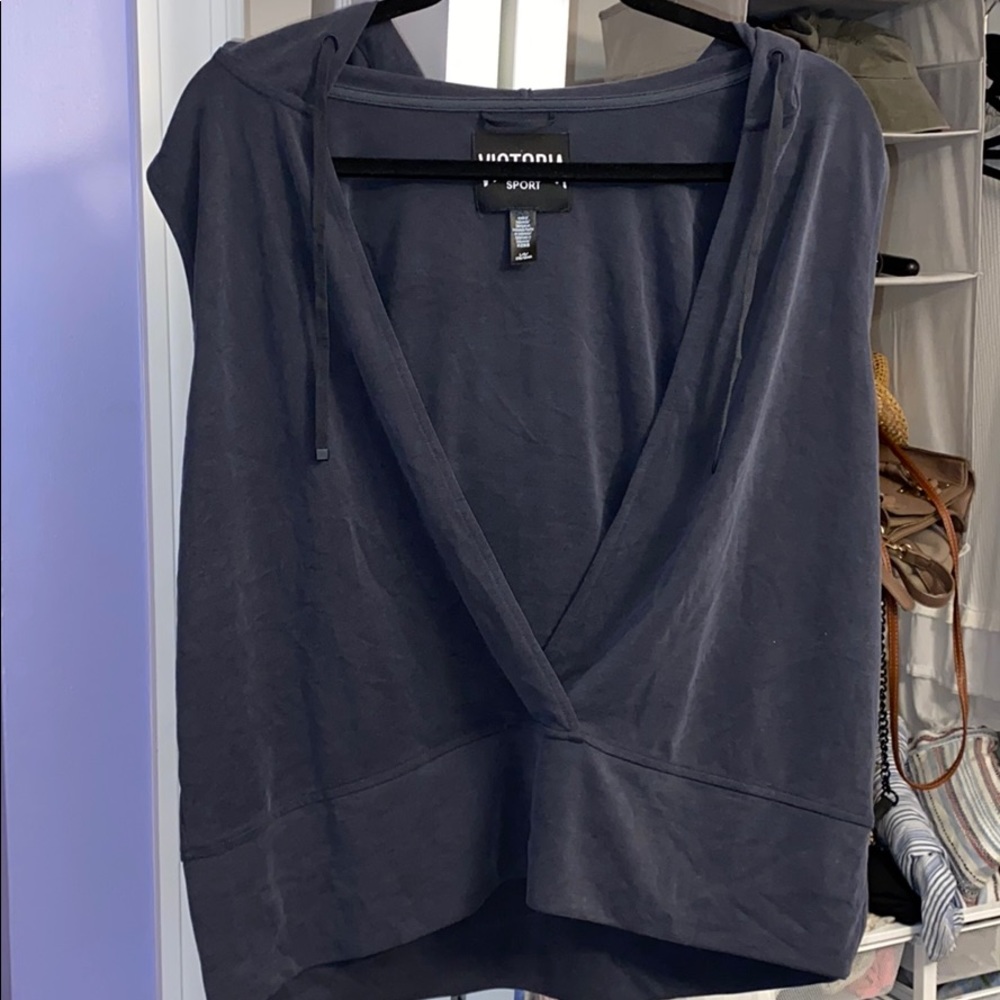 Victoria Secret Workup Tank Top *ACCEPTING OFFERS*